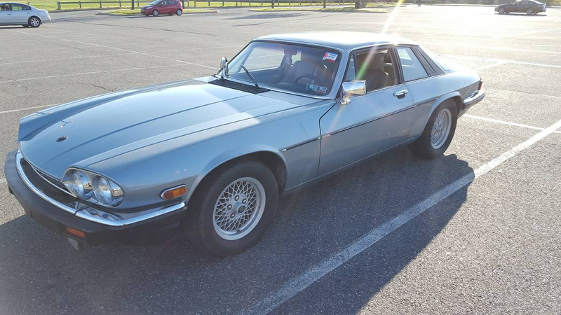 Illustration for article titled For $4,800, Could This 1990 Jaguar XJS With A Chevy V8 Be The Cat’s Meow?